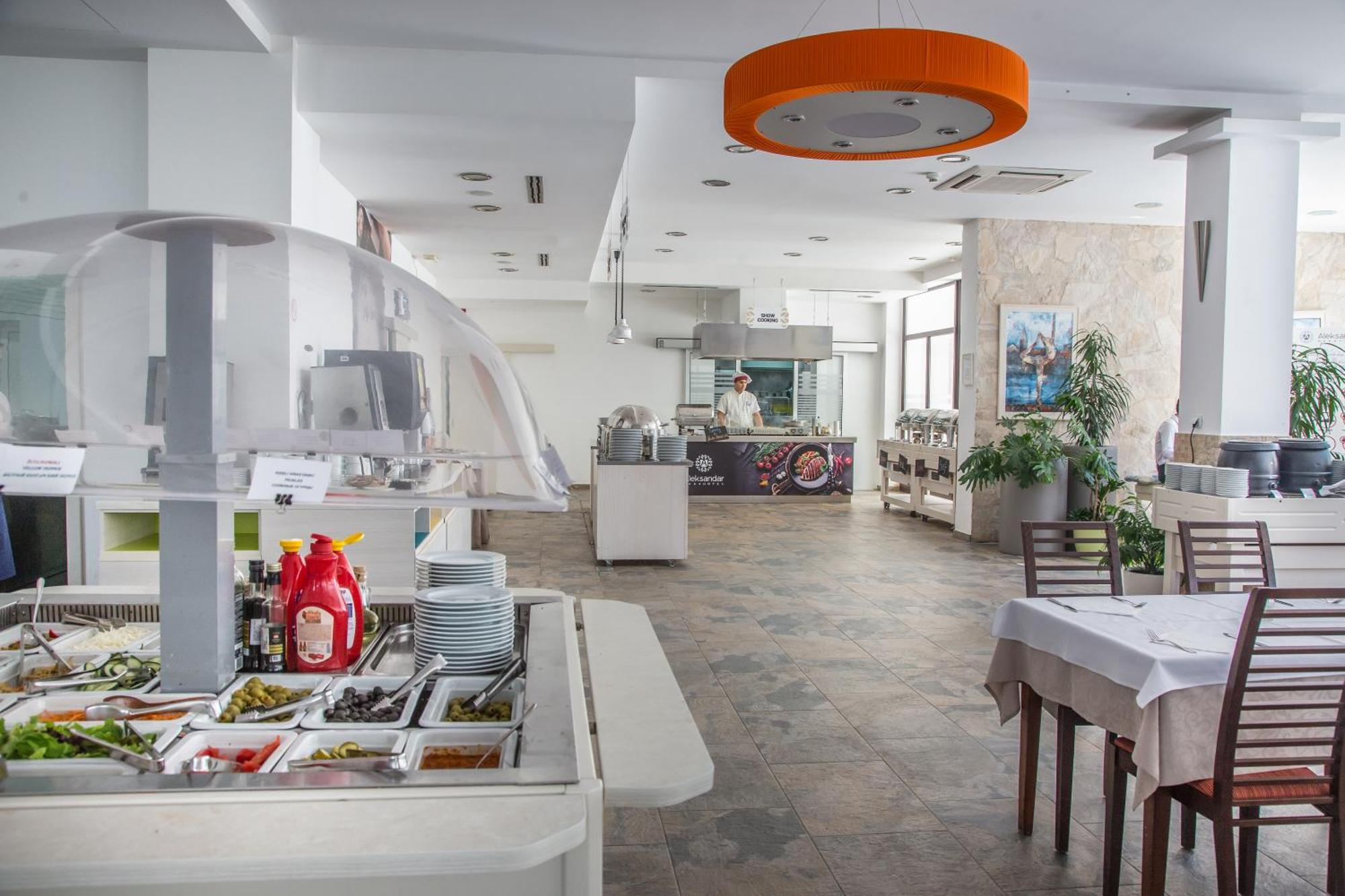 Hotel Aleksandar Budva Bagian luar foto