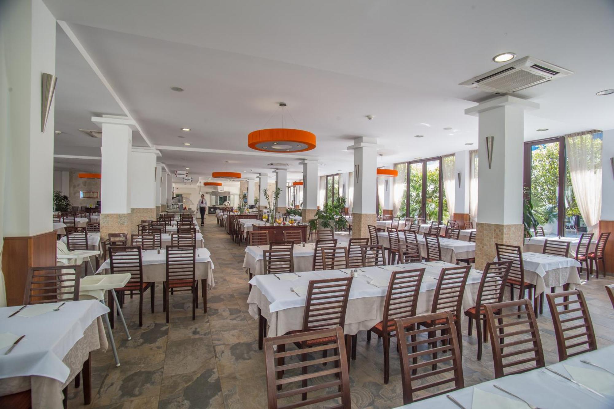 Hotel Aleksandar Budva Bagian luar foto